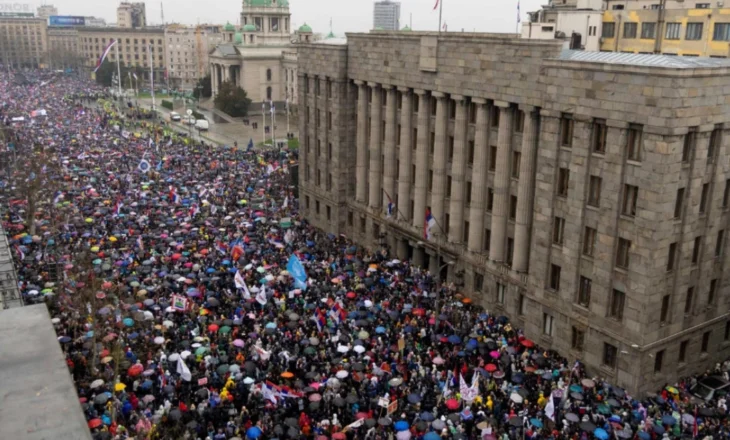 Tubimet në Serbi, reagon Këshilli i Ambasadorëve Shqiptarë: Zërat e tyre s’duhen të shpërfillen! Qeveritë e rajon t’u kushtojnë vëmendje këtyre protestave