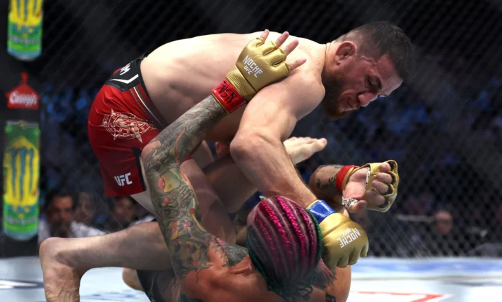 UFC-306/ O’Malley dorëzon titullin pas një beteje epike, një gjeorgjian shpallet kampion bote