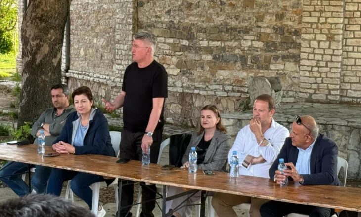 Agron Gjekmarkaj në Tale me demokratët: Pushteti i Ramës ka sjellë pabarazi dhe varfëri