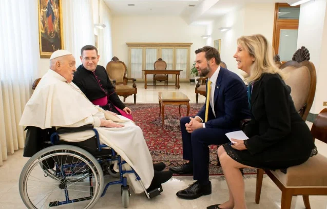 Dje Papa Francesku priti zv/presidentin amerikan JD Vance