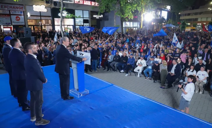 “Do rimbursohen ilaçet si në Itali”/ Berisha me banorët e Astirit: Kjo zonë është lënë në harresë nga qeveria