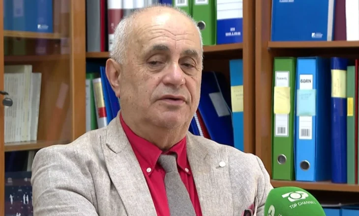 “Fushata, grimca spektakli”, akademiku Fuga: Mungesë komunikimi serioz, vota e diasporës është “Thembra e Akilit”