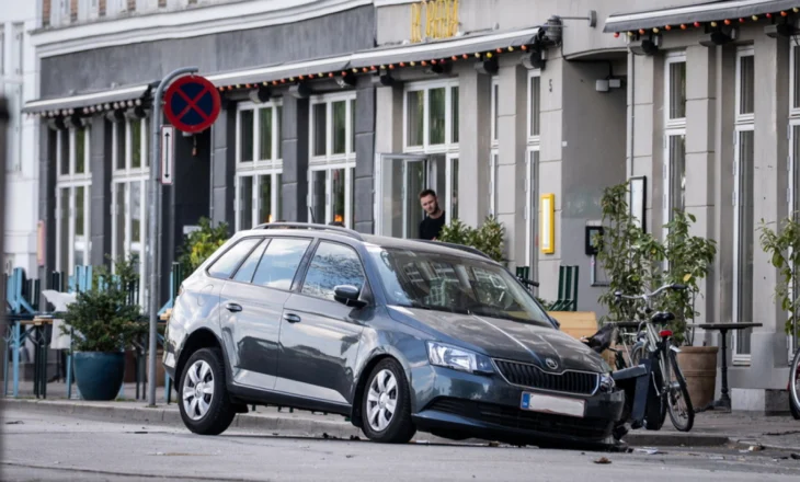 I moshuari përplas makinën me turmën në Kopenhagen, 11 të plagosur, 3 në gjendje kritike