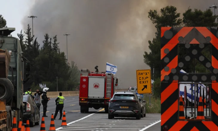 Izraeli në flakë, zjarri del jashtë kontrollit, kërkohet ndihmë nga ndërkombëtarët (VIDEO)