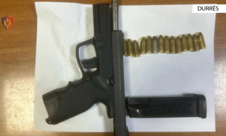 Mbante armë zjarri pa leje, arrestohet 43-vjeçari në Durrës
