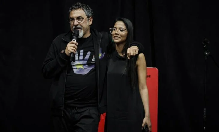 “Nëse ne kemi hasur barriera, Ina është përballur me mure”/ Çuçi takim me komunitetin rom në Vlorë: Nëse nuk zgjidhet deputete do të jetë në qeveri