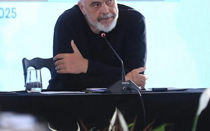 Rama: Brenda dekadës pavarësi energjetike dhe eksportues neto të saj. Qershia mbi tortë është marrëveshja me Italinë