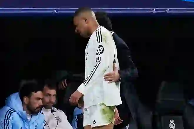 SPECIALE/ Kylian Mbappe, ylli që “zhduket” në ndeshjet e mëdha