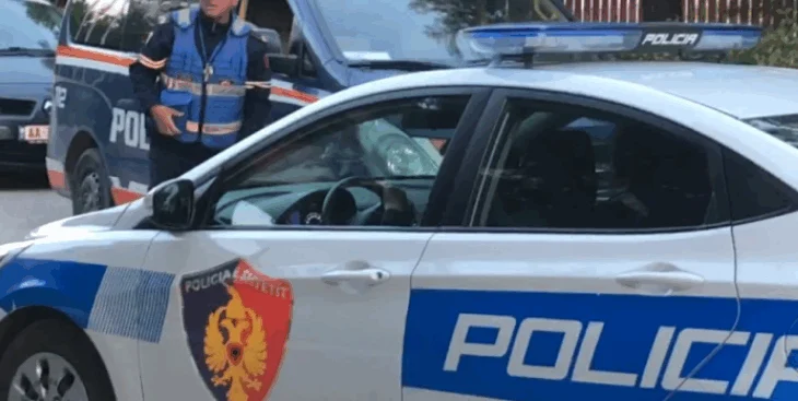Tentuan të transportonin mbi 32 kg kanabis drejt Greqisë, policia shpall dy persona në kërkim