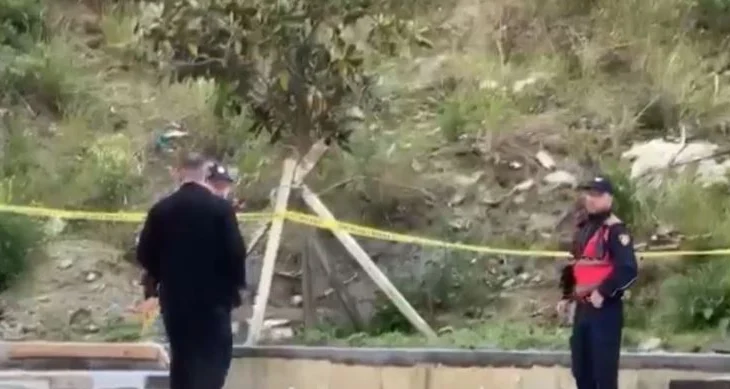 Zbardhen detaje të reja nga ngjarja e rëndë në Vlorë/ 58-vjeçari u qëllua me tre plumba, dy në kokë dhe një në gjoks