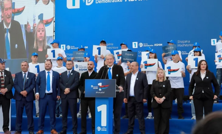 “10 mln euro për të financuar startup-et”, Berisha nga Berati: 30 mijë euro grant për çdo çift të ri