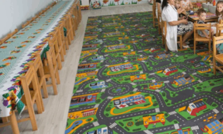 70 fëmijë të helmuar në Gramsh, NELSA SHPK kalon topin te edukatoret: Ne çojmë vetëm ushqimet