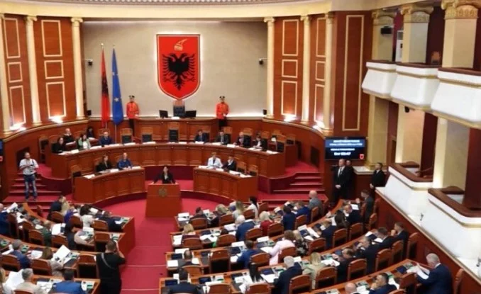 72 deputetë të rinj në Kuvend / Berisha, Shehu dhe Braçe, “Senatorët e përjetshëm”