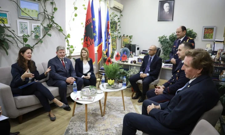Akademia e Sigurisë në Tiranë, Hammond nga ambasada e SHBA-së: Zbatimi i ligjit trajnohet sipas standardeve më të larta