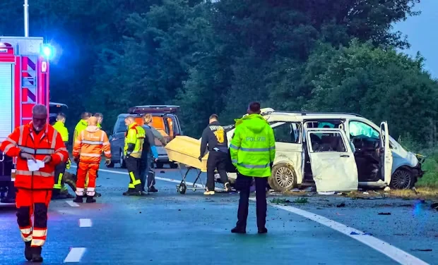 Aksident i rëndë në Gjermani, humbin jetën tre shtetas shqiptarë