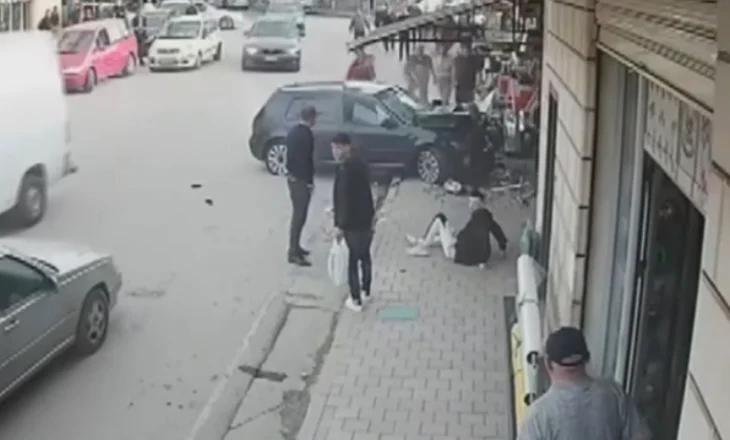 Aksident i rëndë në Peshkopi, polici dhe një ndihmës berber plagosen rëndë – shoferi dyshohet i dehur
