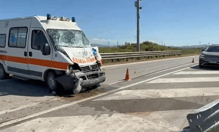 Aksident në aksin Fier–Lushnje/ Kamioni përplaset me ambulancën, katër të plagosur