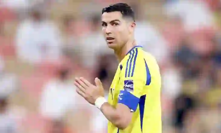 Al Nasr i ofron Kristiano Ronaldos pagë 550 mijë euro në ditë dhe 5% të klubit