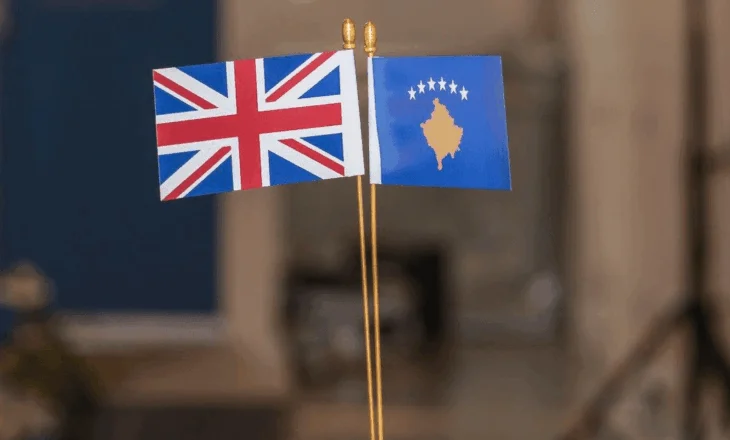 Ambasada Britanike thirrje qeverisë e Kosovës: Mbroni Lirinë e Medias