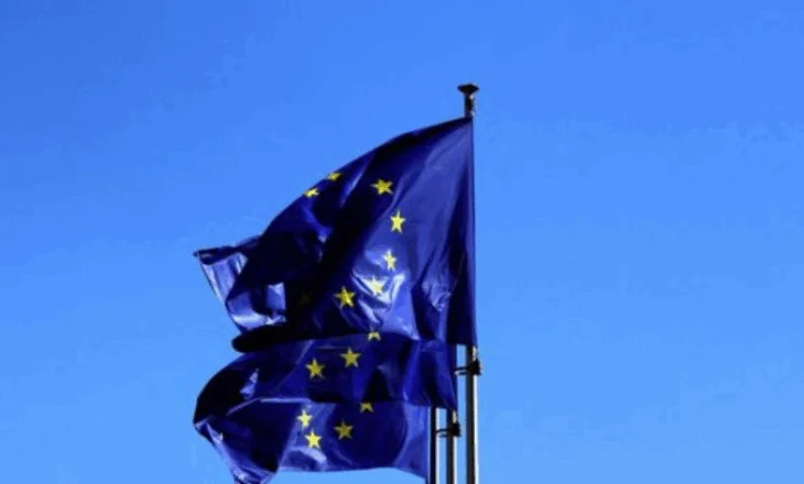 Ambasadorët e BE-së miratojnë fondin prej 150 miliardë euro për mbrojtjen ushtarake