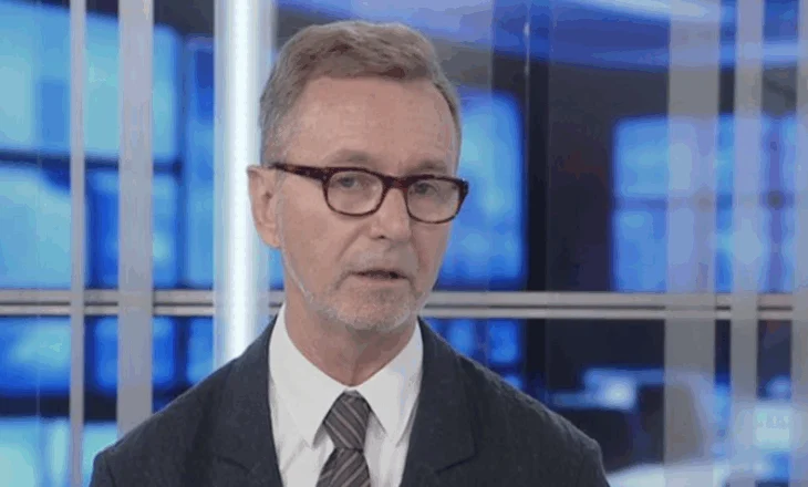 Ambasadori Gonzato: Jam i martuar me një burrë, me ish-gruan kam dy fëmijë. Mënyra si jam unë nuk është kërcënim për ju!