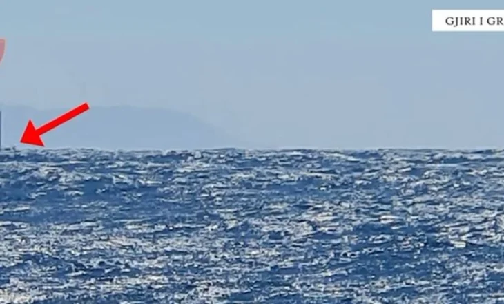 Anija pëson defekt në det të hapur, shpëtohen dy shtetas të huaj në Gjirin e Gramës