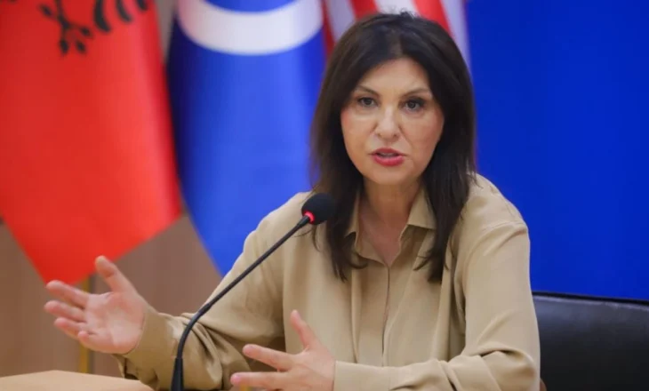 “Anomali e pashpjegueshme për mënyrën si erdhën votat nga Greqia”/ Topalli: Të ndalohet menjëherë dorëzimi i zarfeve në dorë në KQZ