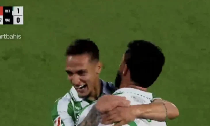 Antony “kopjon” Lamine Yamal dhe shënon supergol në ndeshjen e fundit me Betis (video)