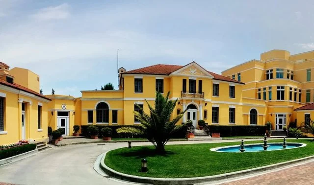 Aplikimet për viza në SHBA, Ambasada amerikane në Tiranë jep njoftimin e rëndësishëm