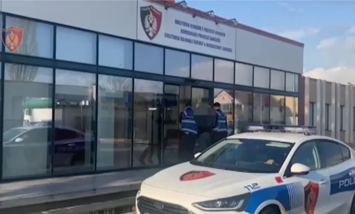 Arrestohen babë e bir në Shkodër, u kapën duke shitur lëndë narkotike të ndarë doza…
