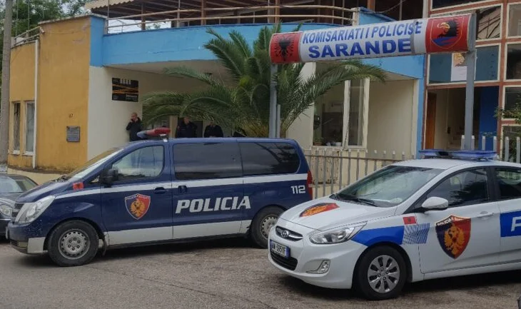 Arrestohet 36-vjeçarja në Sarandë/ Ushtroi dhunë fizike ndaj djalit të saj të mitur