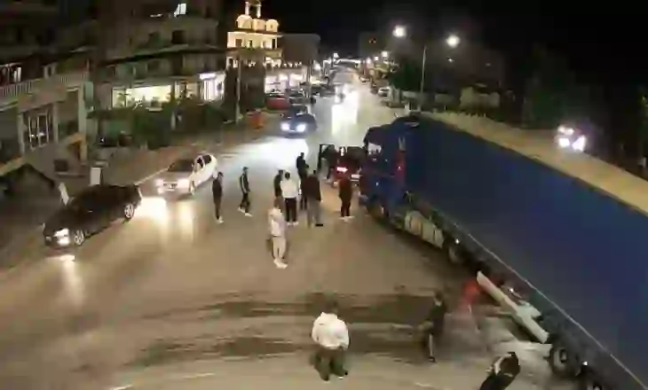 Arrestohet vëllai i deputetit, Bledjon Nallbatit/ Goditi me grushte shoferin e kamionit në Bilisht…