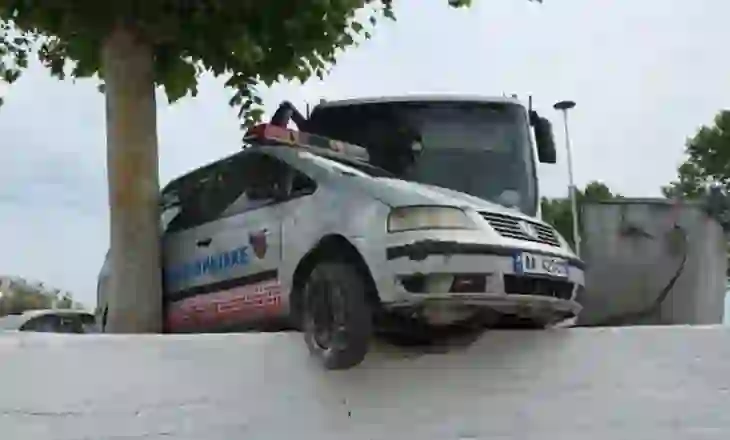 Autobusi përplaset me makinën e Policisë Bashkiake, disa të lënduar