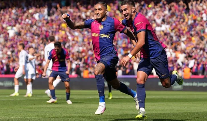 Barcelona fiton El Clasico me Realin e Madrid dhe vë një dorë tek titulli