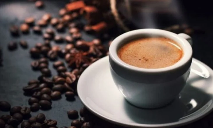 Baret nisin rritjen e çmimit të kafesë, 4.7% më shumë në prill
