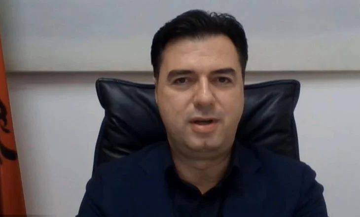 Basha poston video me Ramën duke vjedhur qytetarët: Më 11 maj është në dorën tuaj, nëse doni që paratë të shkojnë te..
