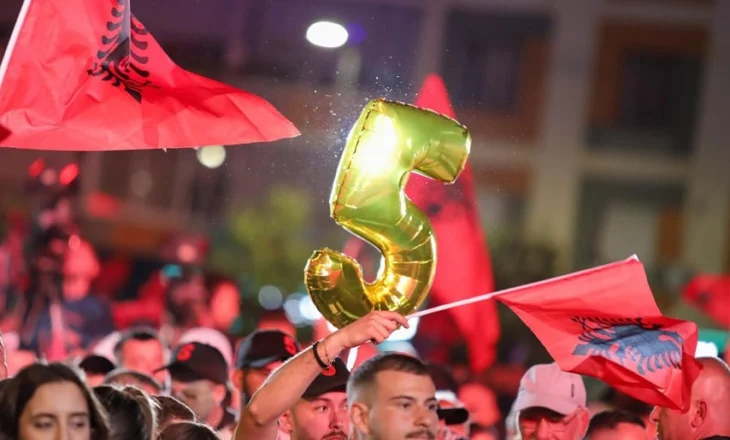 Belinda Balluku në Fier: Më të fortë se kurrë më 11 maj, vetëm përpara!