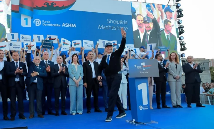 Berisha emocionohet në Shkodër: Mirënjohje të pakufishme për presidentin Trump dhe për ju që qëndruat