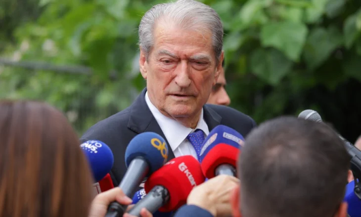 Berisha falënderon Chris LaCivita për punën e bërë: Ftoj gazetarët të bëhen avoketër të interesit publik të qytetarëve shqiptarë