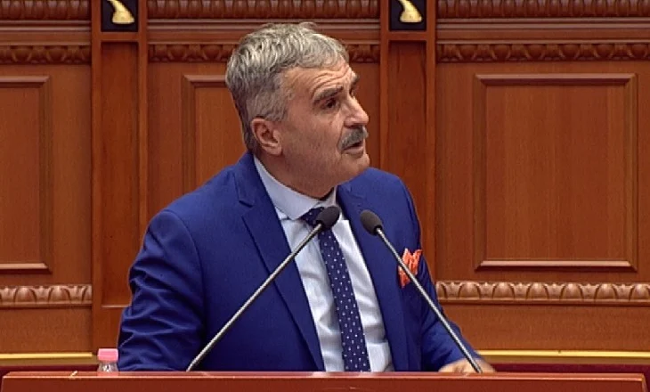 “Berisha humbi se futi në lista 23 sorosianë dhe Këlliçin në Tiranë!”, Kujtim Gjuizi: Kur fola në telefon me Doktorin i thashë…