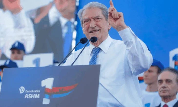 Berisha: Kombit i kemi borxh rininë, të bëjmë çdo gjë për t’i rikthyer të ardhmen këtij vendi