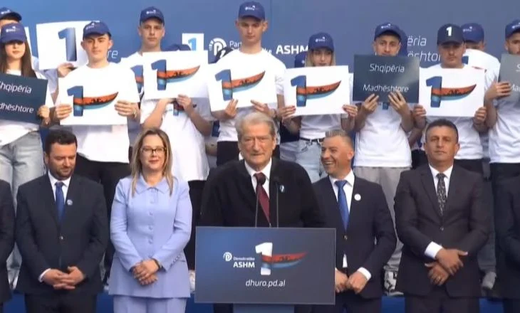 Berisha mbyll fushatën në Korçë: Rama erdhi këtu si pazarxhi, donte të blinte Ilir Vrenozin! Vendi po braktiset