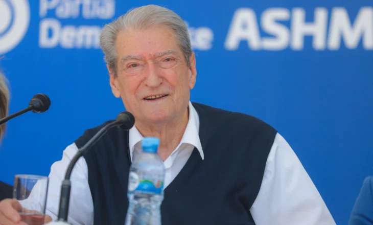 Berisha me fermerët në Dimal: Subvencionet do të rriten nga 32 në 230 milionë euro, ulim çmimin e naftës dhe rrisim pensionet