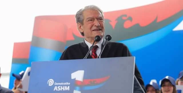 Berisha në Bulqizë: Do miratojmë statusin e minatorit brenda 100 ditëve, pensionet tuaja do jenë më të lartat në vend!