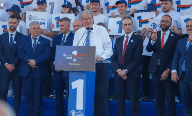 Berisha në takimin përmbyllës në Fier: Në 11 maj merr fund kjo natë 12-vjeçare, do të marrim fitore plebishitare