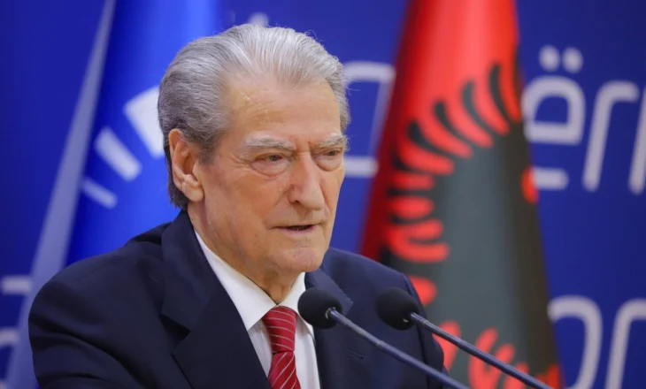 Berisha nuk përjashton grevën e urisë: Do bind shqiptarët që zgjedhjet ishin farsë!