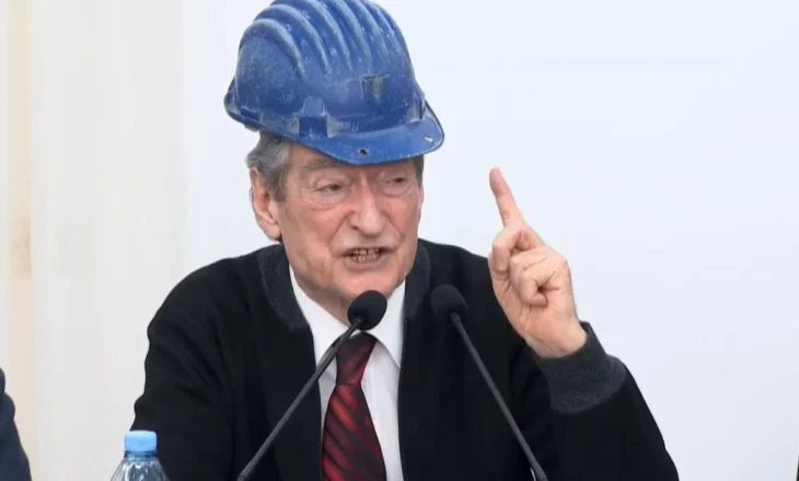 Berisha shfaqet me kokoren e minatorit në Bulqizë: Rama të vijë të dëgjojë hallet tuaja, jo me Lamborghinin e Noizyt