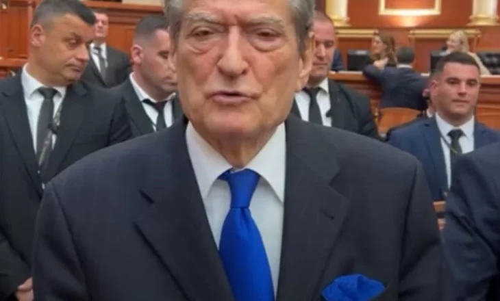 Berisha thërret me urgjencë drejtuesit politikë të qarqeve në takim në seli në orën 20:30