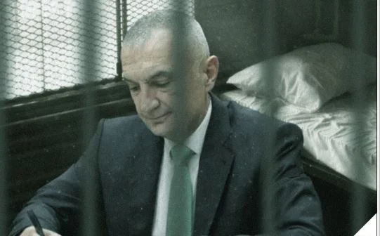 ‘Burgu 313’ voton Ilir Metën, ja sa vota mori kreu i PL-së (Foto)