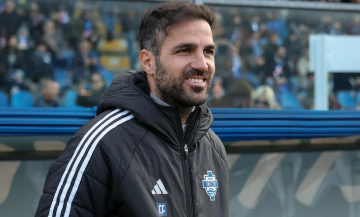 Como gjen mënyrën e duhur për të bindur Fabregas të qëndrojë, zbulohet premtimi i klubit për teknikun spanjoll